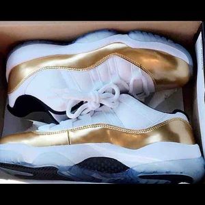 Air Jordan's 11's Low " Closing Ceremony " Size 8